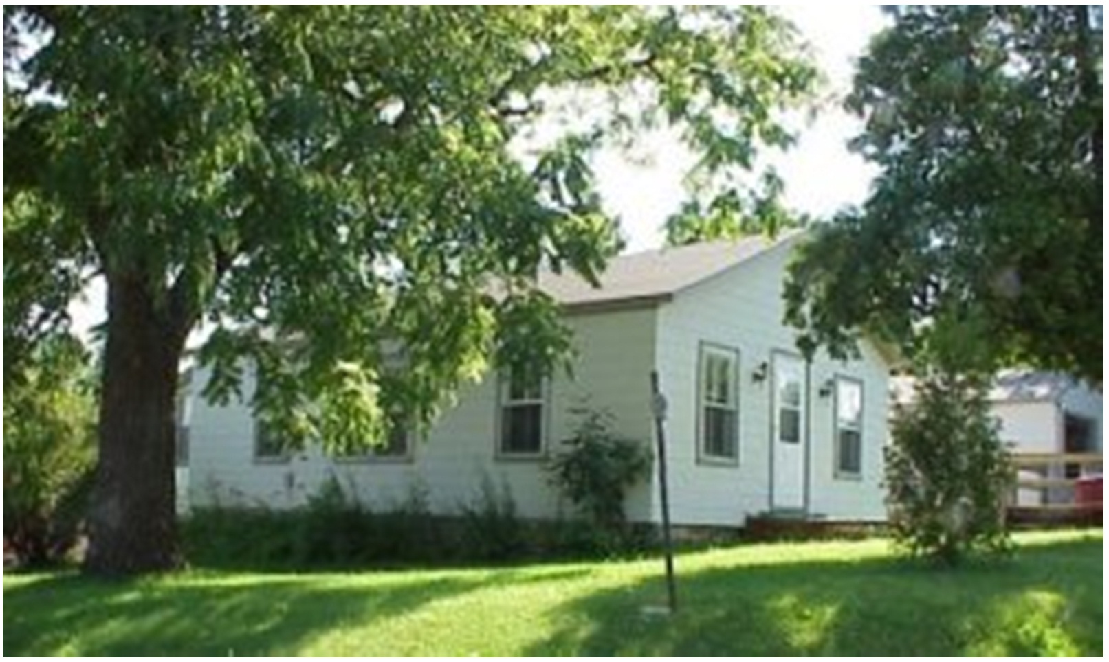 Church Winton General Store and Post Office.jpg